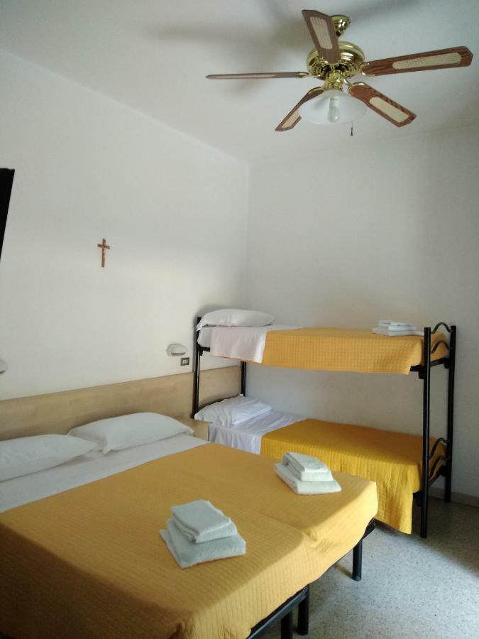 Hotel Niagara 2*