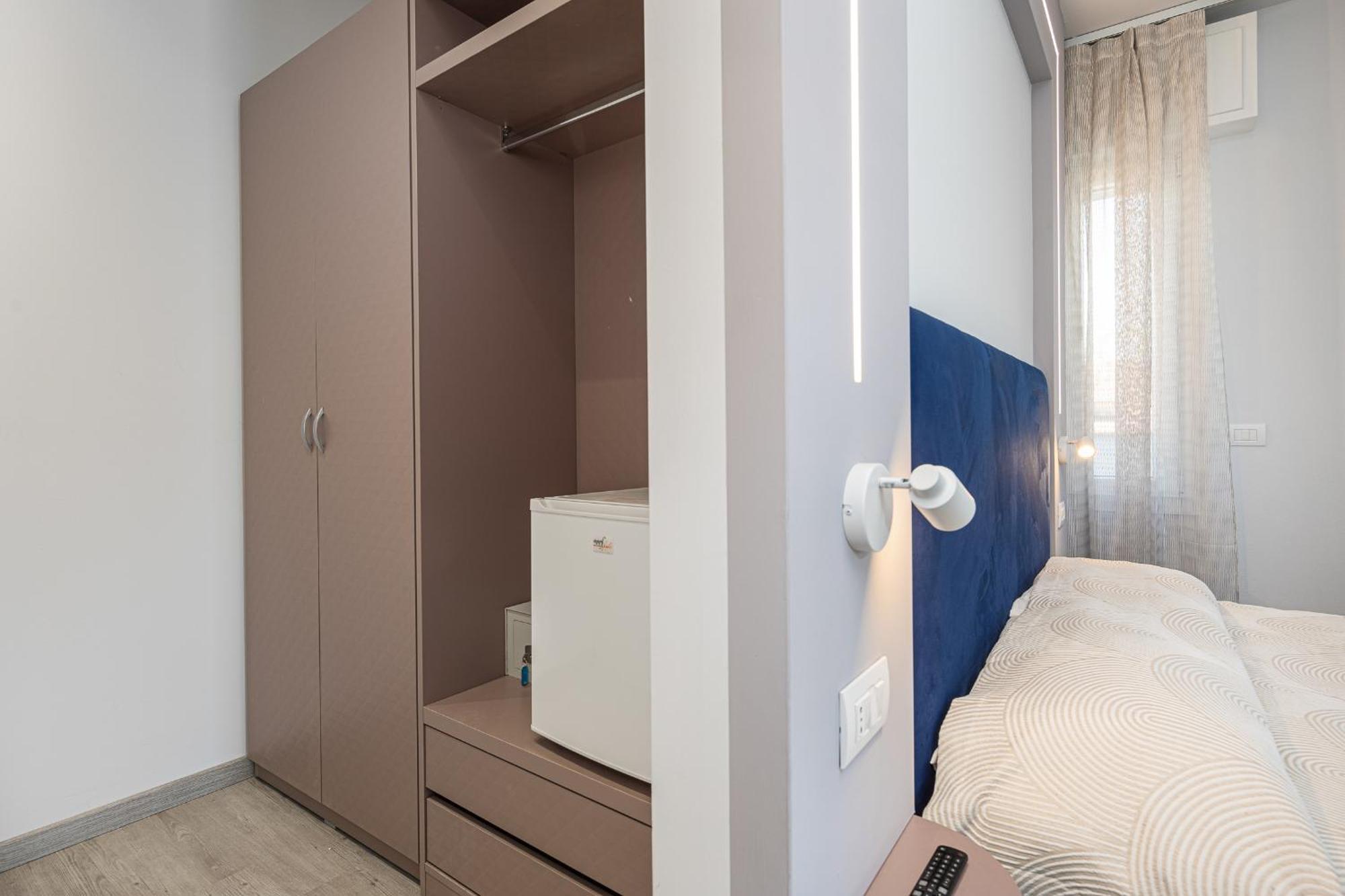 Niagara Hotel 2*